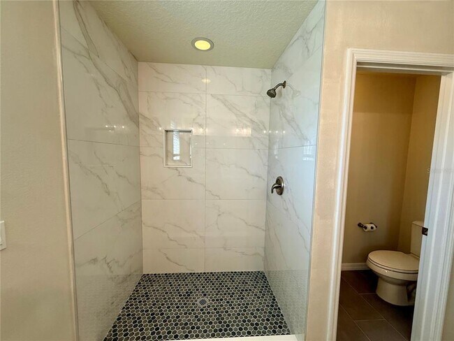 Building Photo - 6060 Roseate Spoonbill Dr