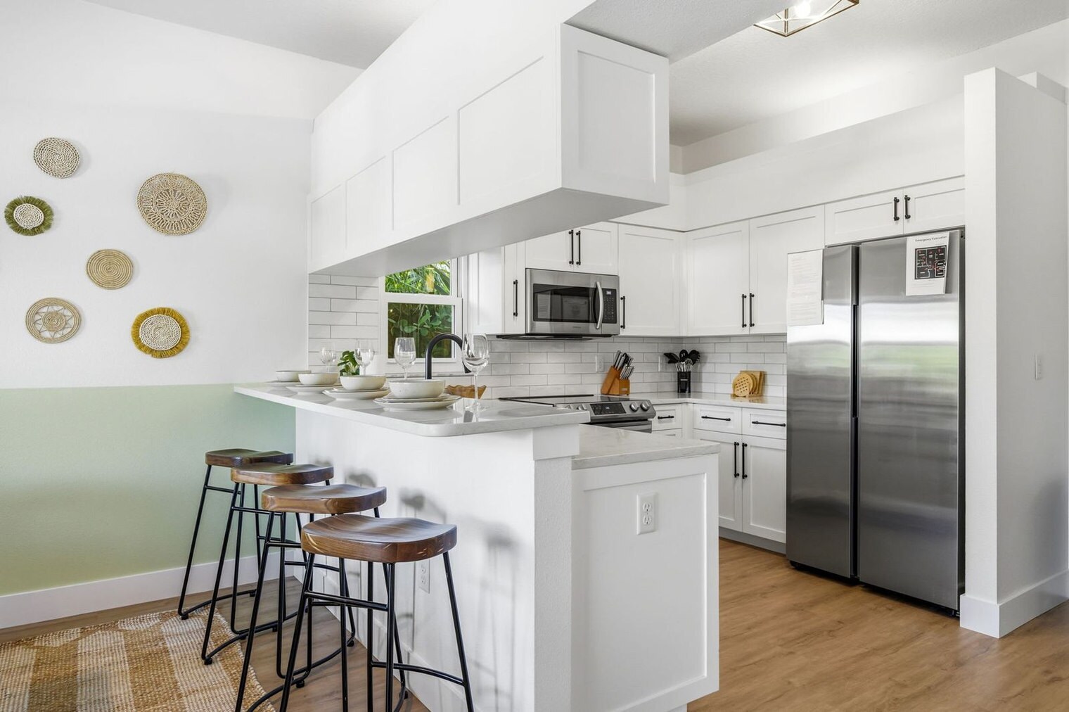 Building Photo - 6924 34th Ave W