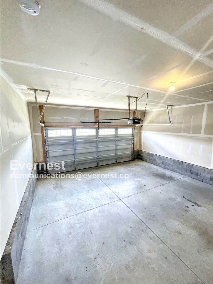 Building Photo - 2660 Thornton Grove Blvd