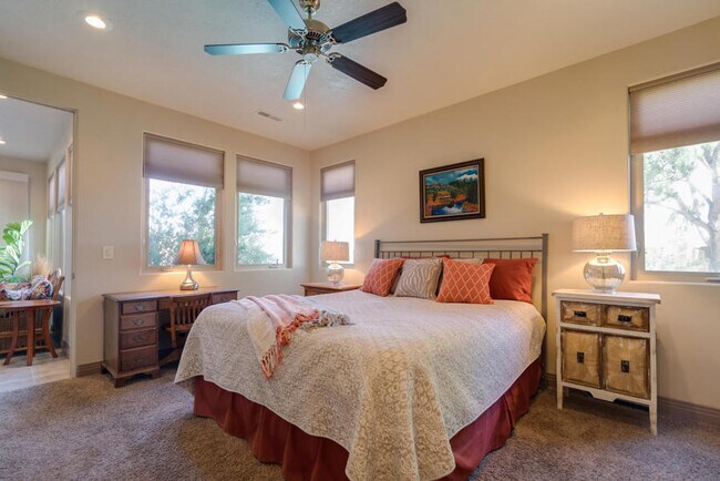 Building Photo - Stunning Luxury Home in Green Springs with...
