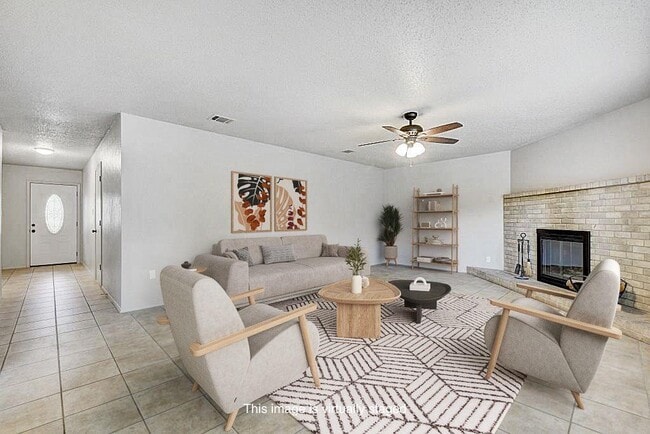 Building Photo - 202 Cloudview Dr