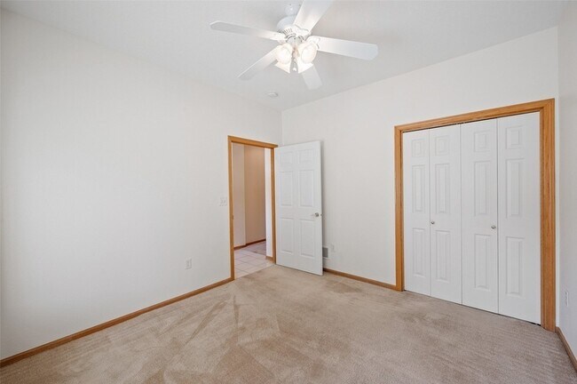 Building Photo - 5221 Village Run Ave