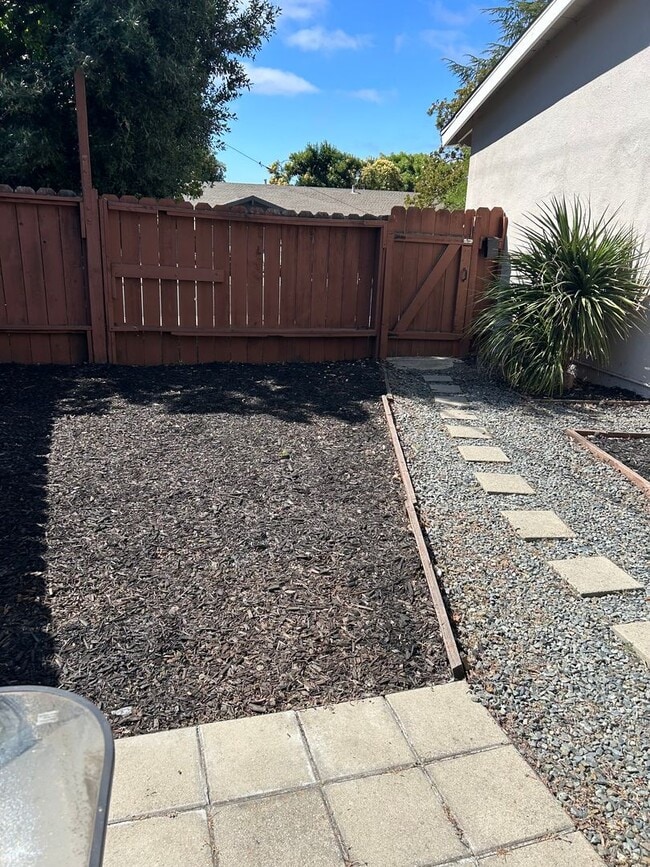 Building Photo - Serene 1 BR/1BA Detached ADU near Dublin's...