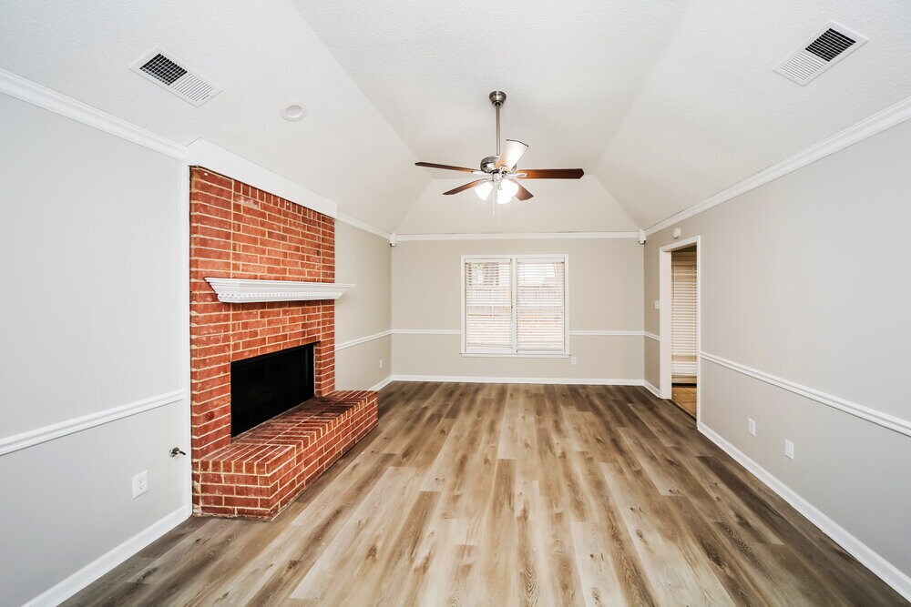 Building Photo - 7924 Tankard Dr