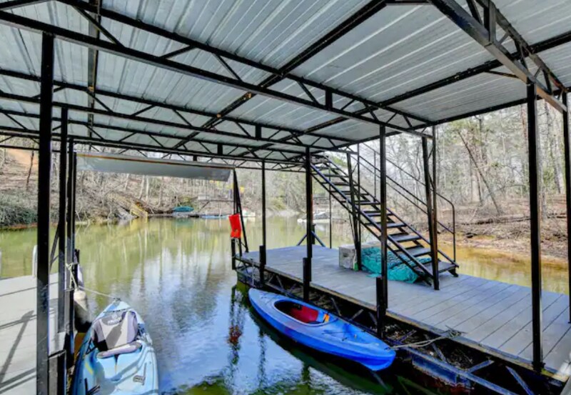 Building Photo - 2817 Evergreen Pl