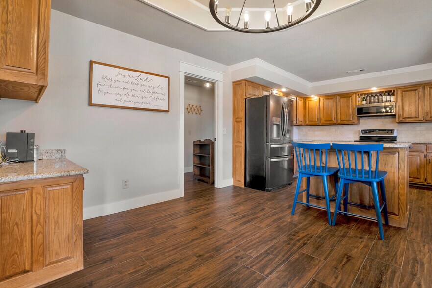 Building Photo - 1703 Willard St