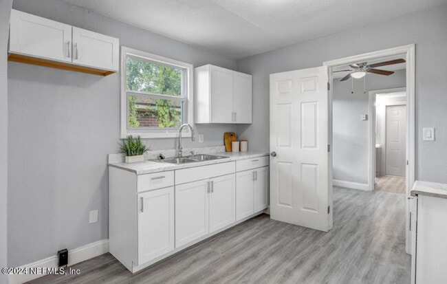 Building Photo - 1721 Campus St