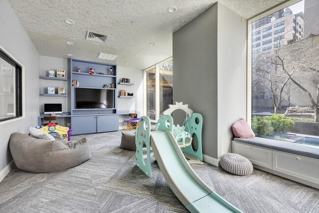 Children's Playroom/Media - 845 United Nations Plz