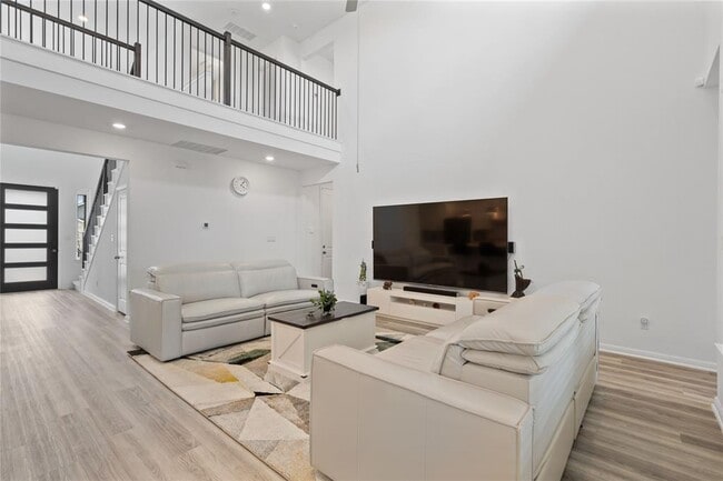 Building Photo - 708 Leeward Pass