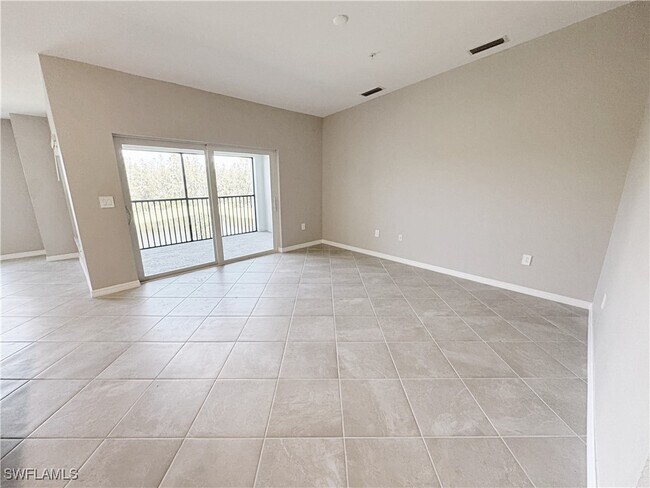 Building Photo - 14231 Heritage Landing Blvd
