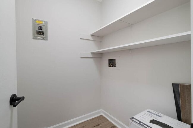 Building Photo - 6026 Olinda St