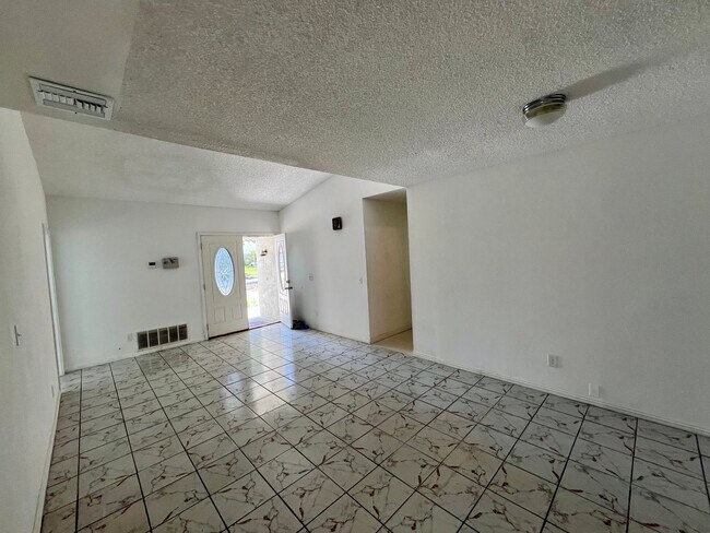 Building Photo - 16544 San Jacinto Ave