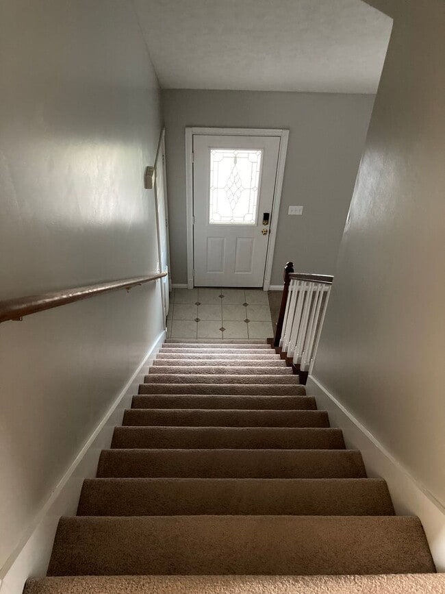 Building Photo - 121 Chevy Chase Pl