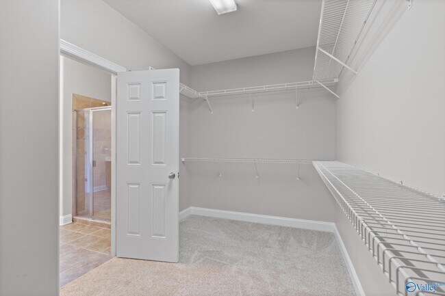 Building Photo - 3116 Tenker Creek Ln SE