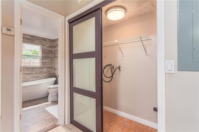 Building Photo - FIRST MONTH FREE -  Beautiful remodeled 2 ...