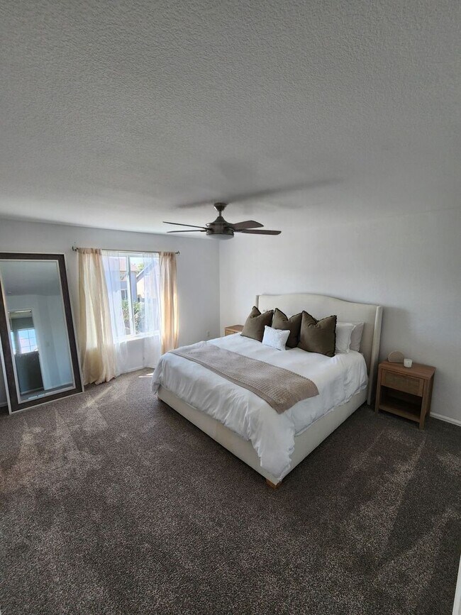 Building Photo - Beautiful 2-Story Home with Finished Basem...