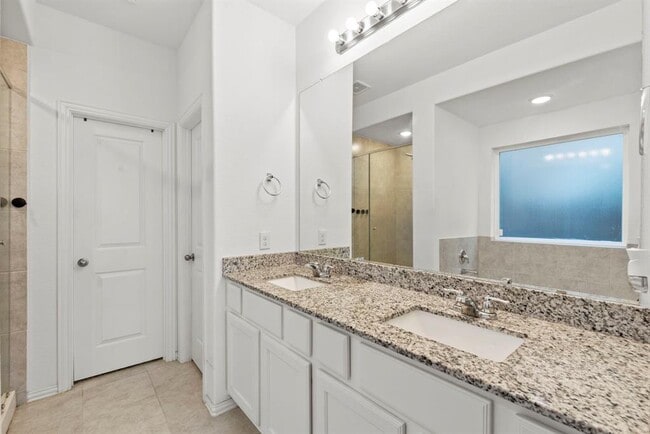 Building Photo - 3026 Hazel Pointe Trail