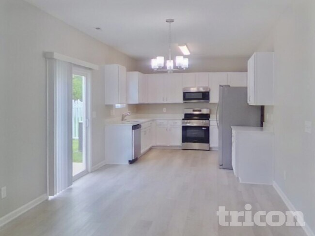 Building Photo - 11906 Bending Branch Rd