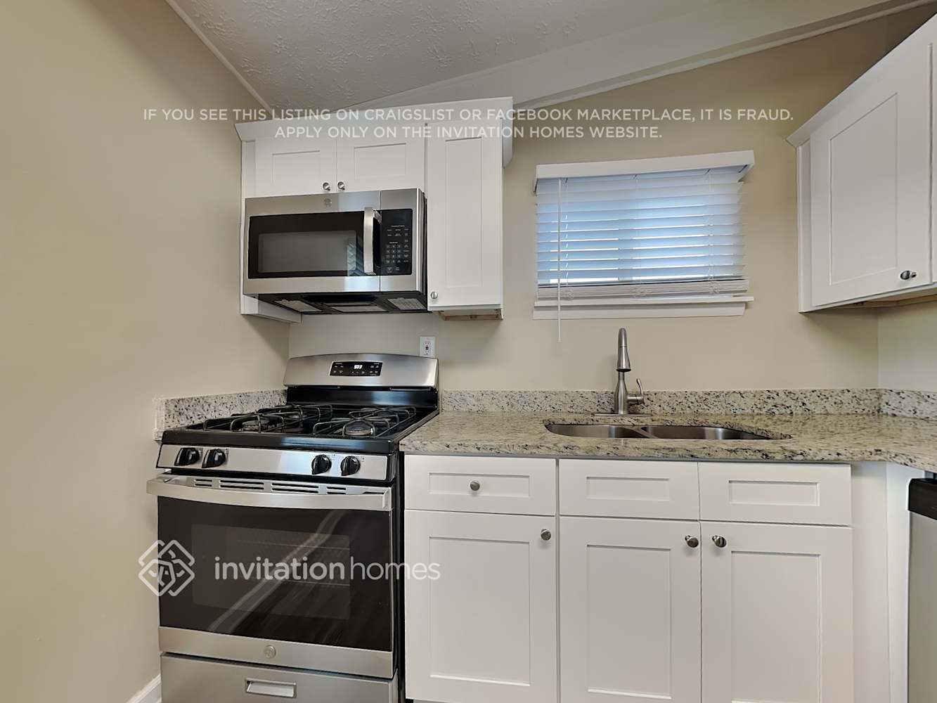 Building Photo - 2996 Horse Shoe Dr