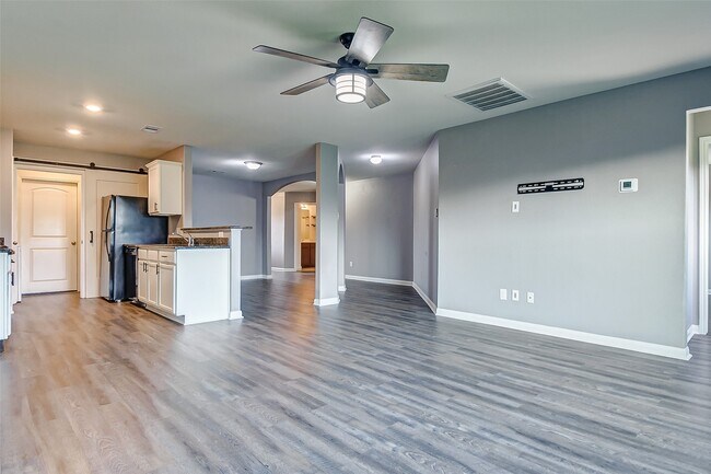 Building Photo - 22522 Threefold Ridge Dr