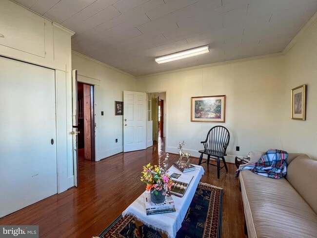 Building Photo - 314 North St