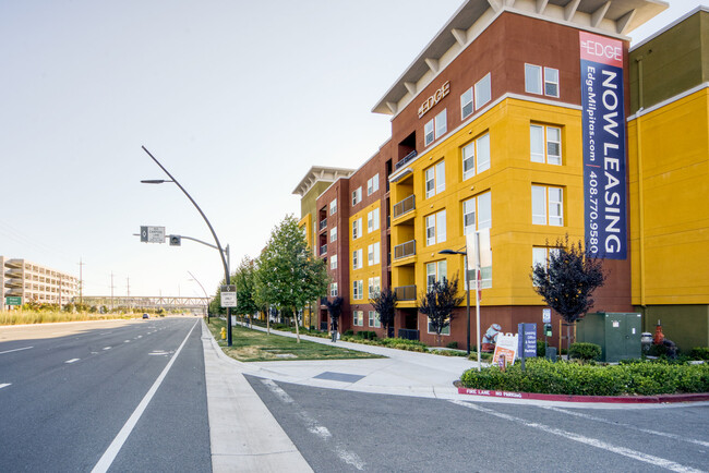 Building Photo - 765 Montague Expy