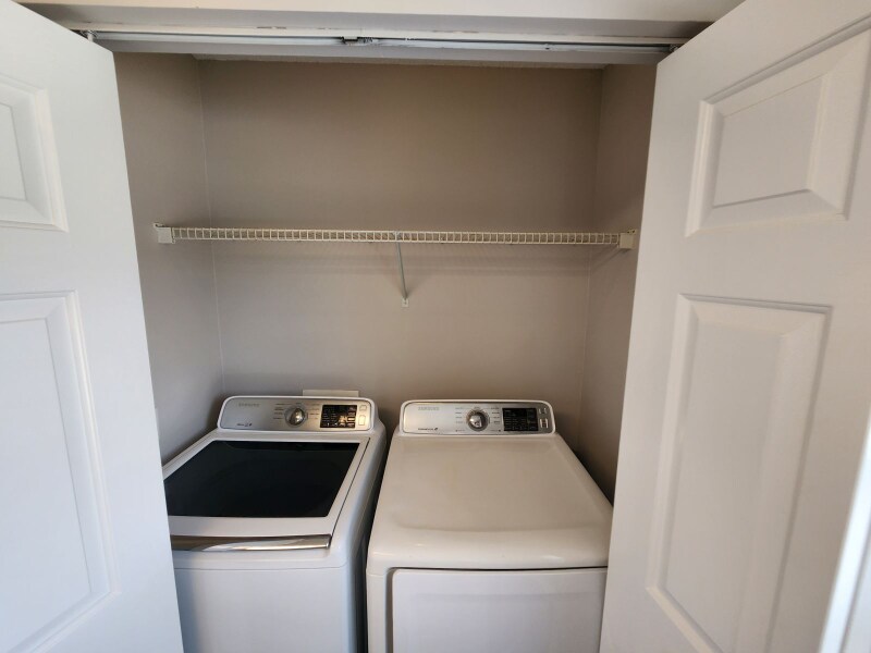 Building Photo - 2407 James St