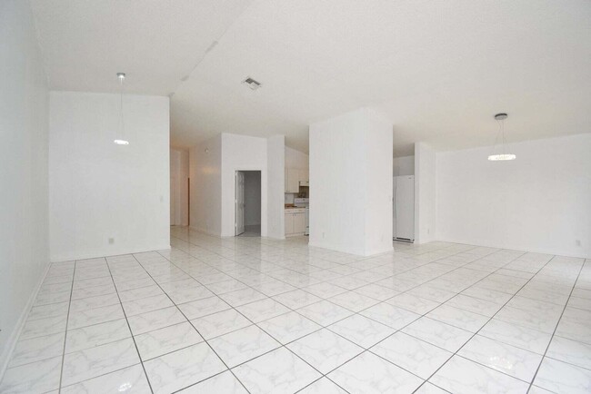 Building Photo - 1456 Waterway Cove Dr