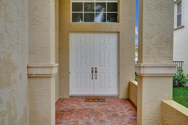Building Photo - 8876 Sandy Crest Ln