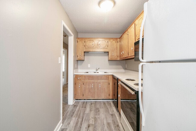 Building Photo - 1608 Hannibal Dr