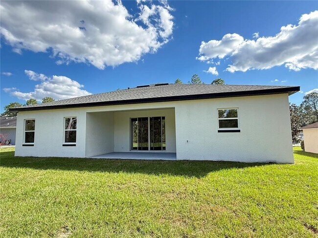 Building Photo - 7815 SW 128th St Rd