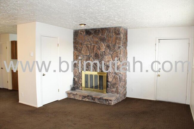 Building Photo - 1594 E 3300 S