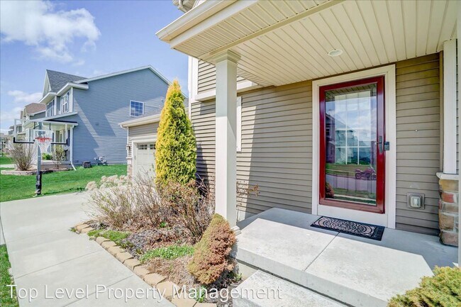 Building Photo - 4 br, 2 bath House - 668 Pelican Ln