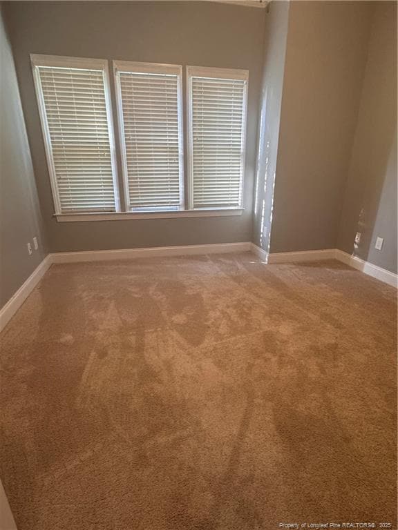 Building Photo - 2661 Lockwood Rd