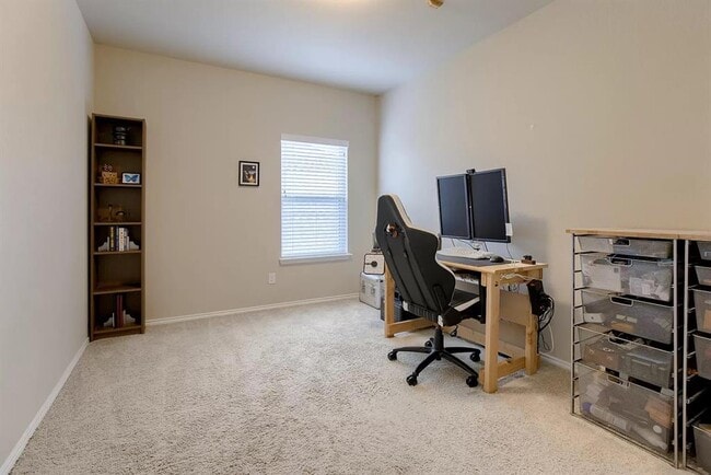 Building Photo - 6728 Llano Stage Trl