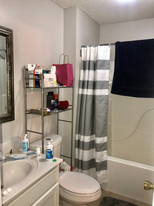 Building Photo - 112 Carrollton