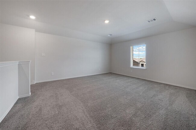 Building Photo - 507 Lantana Rd