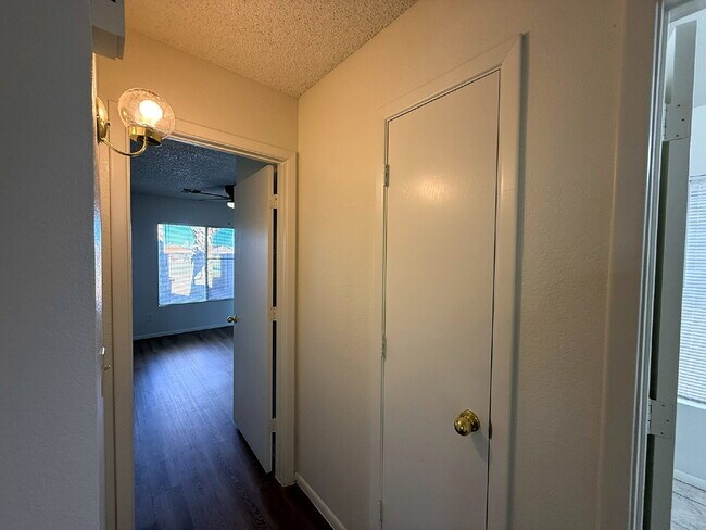 Building Photo - "Charming 3-Bed Oasis with Scenic Views in...