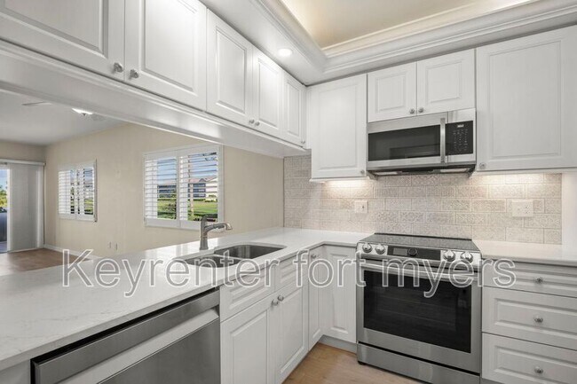Building Photo - 14891 Hole in 1 Cir
