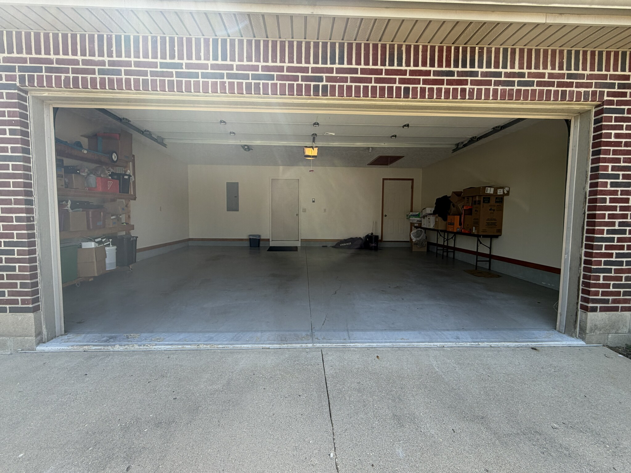 Building Photo - 148 Trader Ct