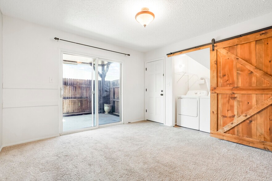 Building Photo - 3855 S Monaco Pky