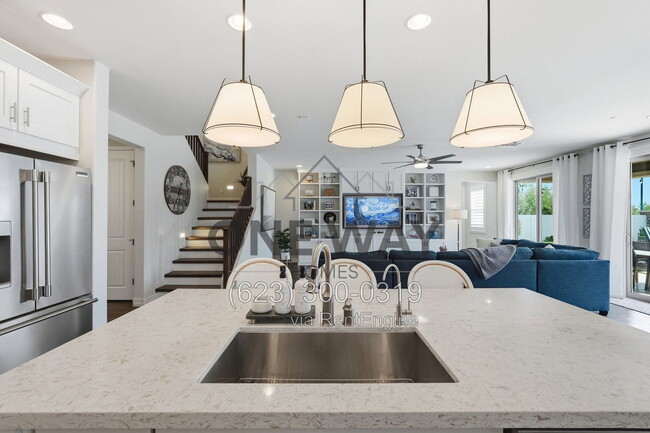 Building Photo - 5102 S Tatum Ln