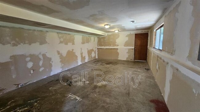 Building Photo - 14110 E Desmet Ave