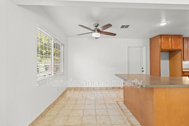 Building Photo - 5619 N El Dorado St