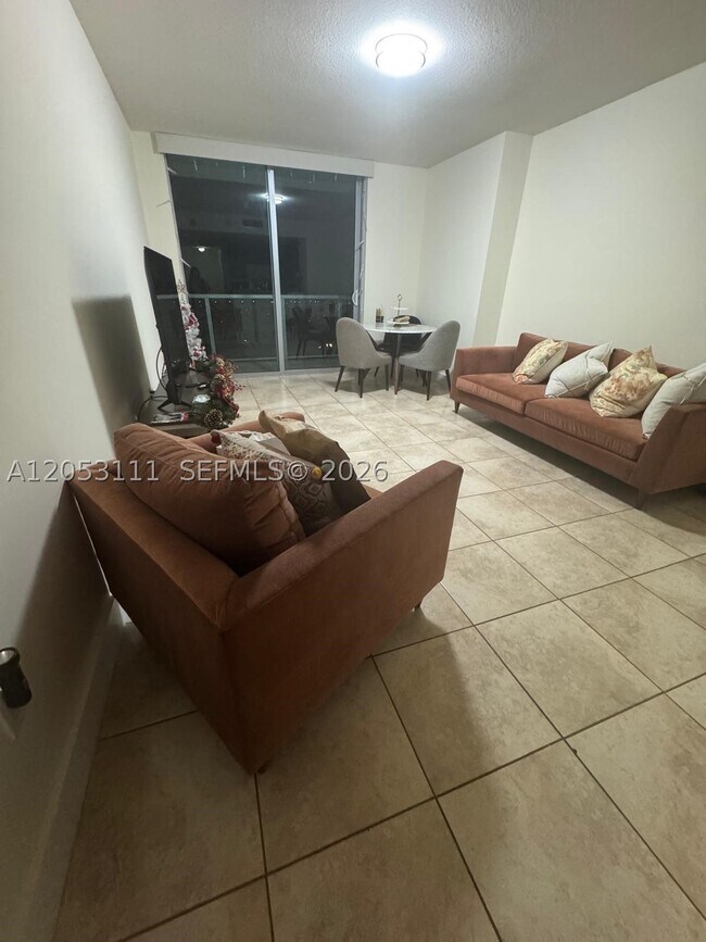 Building Photo - 2681 N Flamingo Rd