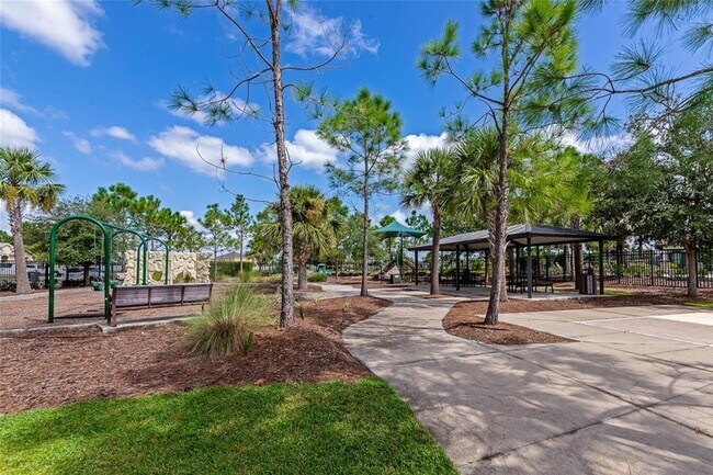 Building Photo - 15517 Rose Grove Dr