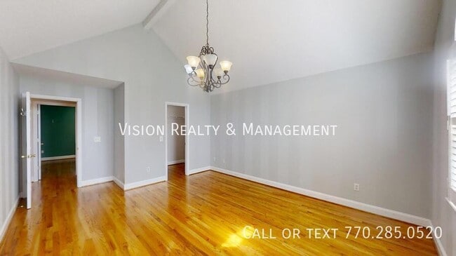 Building Photo - 28 Summerwind Dr