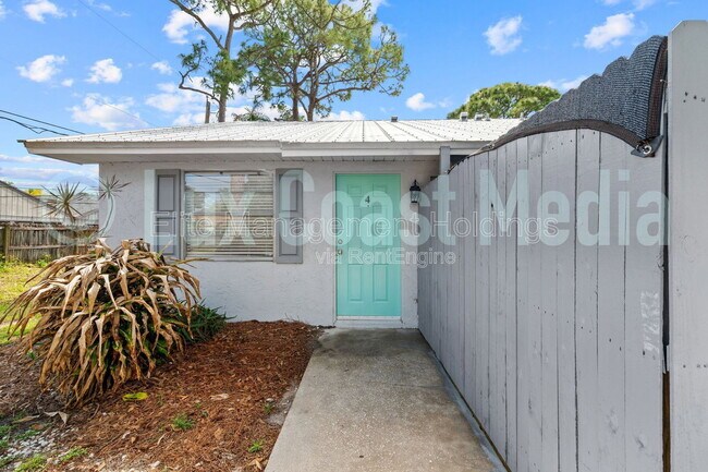 Building Photo - 1486 40th Ave