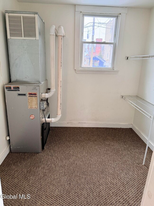 Building Photo - 200 Mohawk St