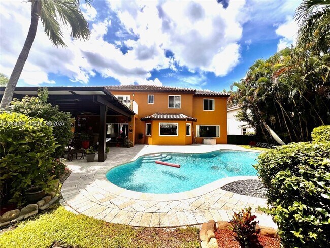 Building Photo - 19909 SW 7th Pl